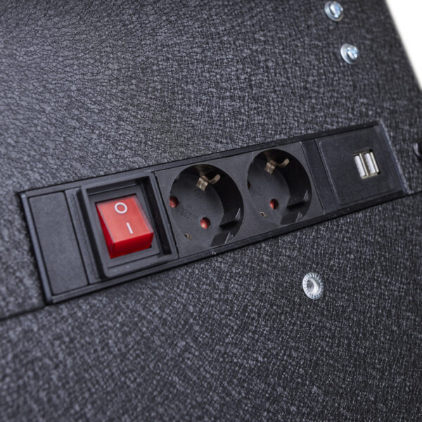 230 V / USB Power outlet - Image 2