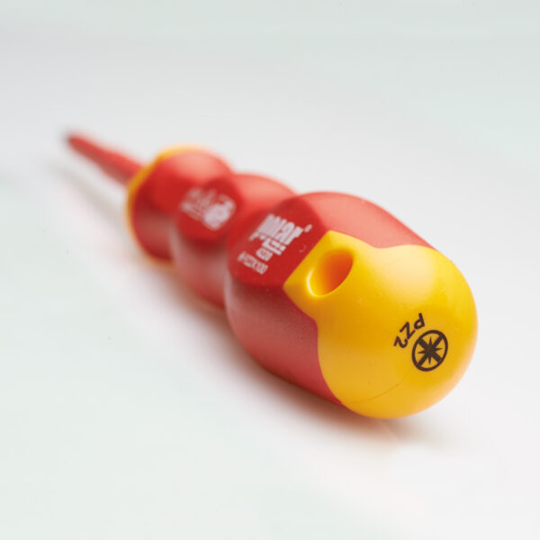 Insulated screwdrivers for Pozidriv® head screws - Image 3