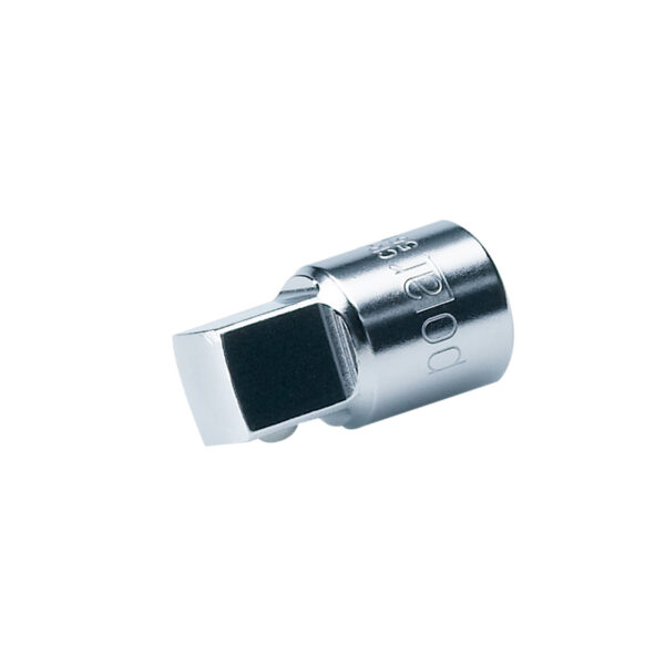 1/4” Adaptor from 1/4” to 3/8”